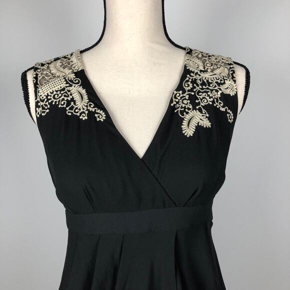 Anthropolgie  NWT  Meadow Rue Embroidered Dress Size 2 - Picture 2 of 7